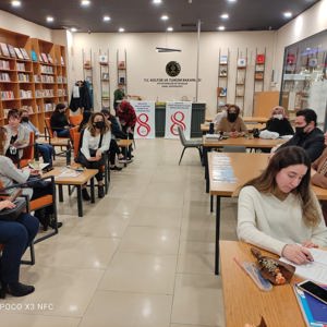 Şiddet Önleme ve İzleme Merkezimiz tarafından söyleşi programı düzenlendi. - fotoğraf 3