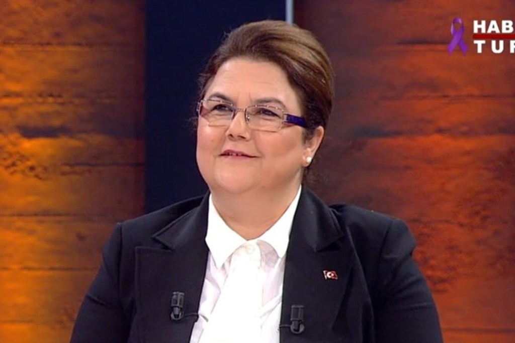 Aile ve Sosyal Hizmetler Bakanımız Sayın Derya Yanık Habertürk Canlı Yayınına Katıldı