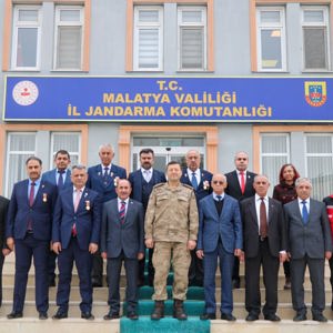 ‘18 MART ŞEHİTLER GÜNÜ’ ZİYARETLERİ - fotoğraf 8