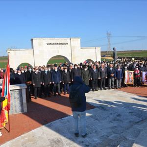 Asker Hastanesi Şehitliğinde “18 Mart Şehitleri Anma Programı” - fotoğraf 2