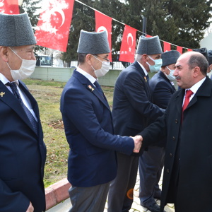 18 MART ŞEHİTLERİ ANMA GÜNÜ MÜNASEBETİYLE İLİMİZDE ÇEŞİTLİ ETKİNLİKLER DÜZENLENDİ - fotoğraf 1