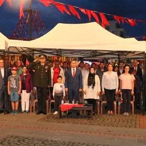 15 Temmuz Demokrasi Ve Milli Birlik Günü etkinlikleri kapsamında Sinop Valiliği tarafından Program gerçekleştirildi - fotoğraf 1