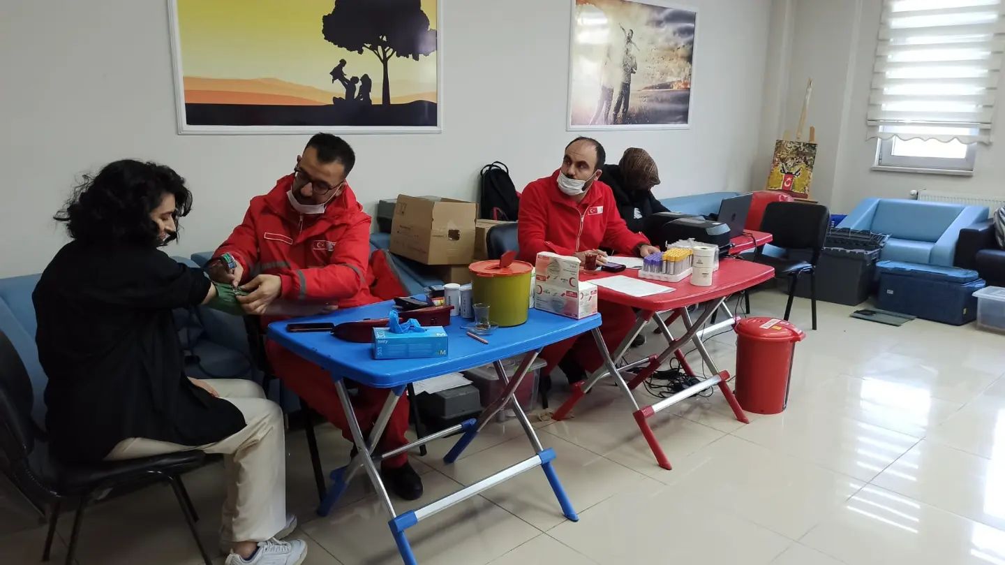 18 Mart Çanakkale Zaferi anısına İl Müdürlüğümüz den Kızılay'a kan bağışı.