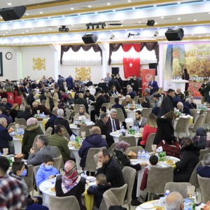 18 Mart Şehitleri Anma Günü ve Çanakkale Zaferi’nin 107. Yıldönümü münasebetiyle Erzincan Valiliği ve İl Müdürlüğümüz tarafından, Şehit aileleri ve Gazilere yönelik yemek programı düzenlendi.  - fotoğraf 9