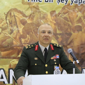 18 Mart Şehitleri Anma Günü ve Çanakkale Zaferi’nin 107. Yıldönümü münasebetiyle Erzincan Valiliği ve İl Müdürlüğümüz tarafından, Şehit aileleri ve Gazilere yönelik yemek programı düzenlendi.  - fotoğraf 14