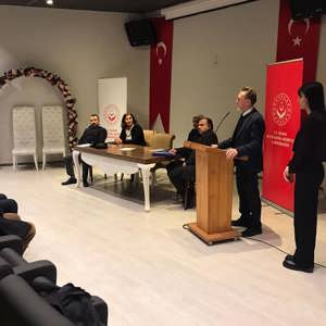 İl Müdürlüğümüz ve Yalova Üniversitesi Sosyal Destek Kulübü ile ortak olarak “Dünyada ve Türkiye’de Sosyal Hizmet Konferansı” düzenlendi - fotoğraf 4