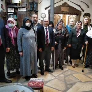 HUZUREVİ SAKİNLERİ NOSTALJİ KAFEDE BULUŞTU - fotoğraf 4