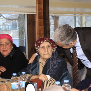 18-24 Mart Yaşlılar Haftası Dolayısıyla Kıymetli Büyüklerimiz için Program düzenlendi. - fotoğraf 13