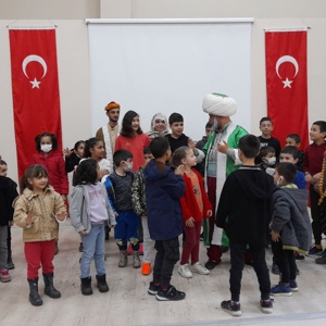 DÜNYA TİYATRO GÜNÜ ÇEŞİTLİ ETKİNLİKLERLE KUTLANDI - fotoğraf 4