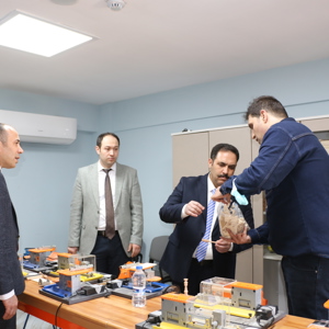 Müdürlüğümüz ile Kültür ve Turizm İl Müdürlüğü Arasında Hizmet Modellerimizden Faydalanan Kadınların Kitaplara Kolay Erişimine Yönelik Olarak Protokol İmzaladık. - fotoğraf 4
