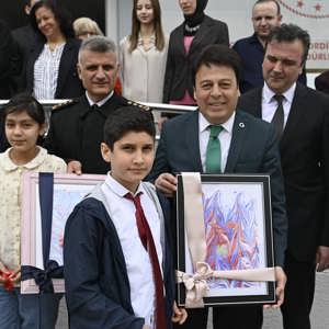 Valimiz Sayın Muammer EROL’un Katılımıyla Çocuk Evleri Koordinasyon Merkezi’nde Kütüphane Açılışı Yapıldı - fotoğraf 11