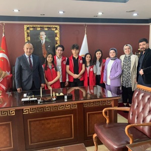 ÇOCUK HAKLARI İL KOMİTESİ, BARO BAŞKANI ONUR DEMEZ ZİYARET ETTİ - fotoğraf 1