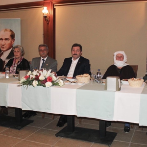 Muğla Valiliği tarafından Şehit Ailelerimiz ve Gazilerimiz onuruna 10 Nisan Polis Gününde iftar yemeği düzenlendi. - fotoğraf 3