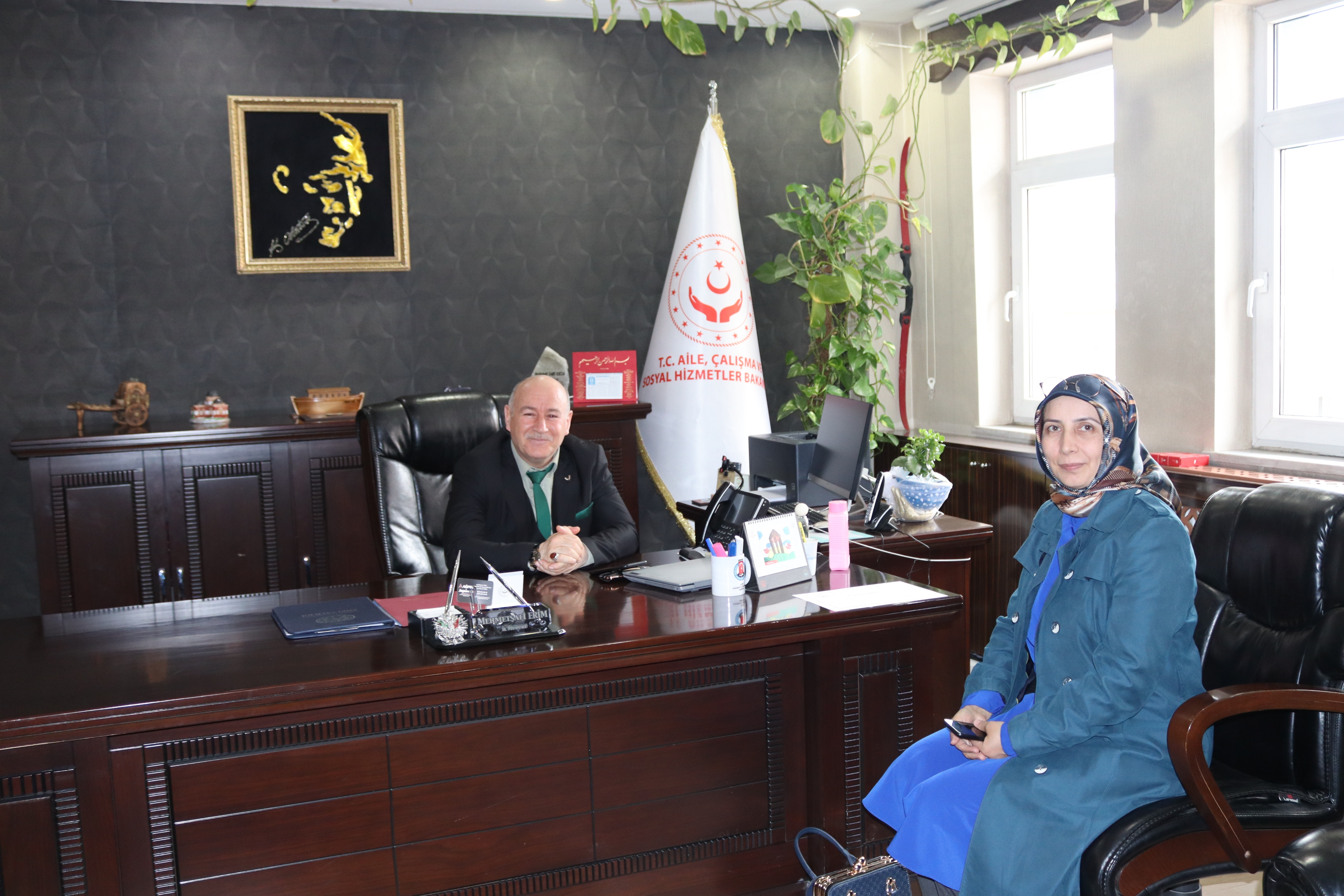 PATNOS SOSYAL HİZMET MERKEZİ MÜDÜRLÜĞÜNDEN İL MÜDÜRÜMÜZE ZİYARET 