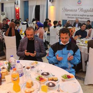 Valimiz Muammer Erol Çocuklarımızla İftar Programında  Bir Araya Geldi - fotoğraf 8