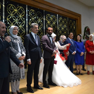 GENÇLERİMİZ MUHTEŞEM BİR ORGANİZASYONLA HAYATLARINI BİRLEŞTİRDİLER - fotoğraf 1