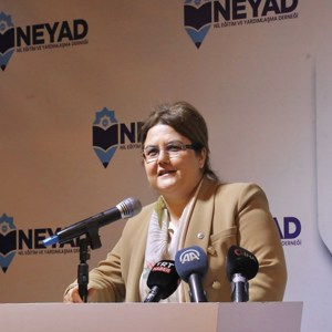 Bakanımız Derya Yanık NEYAD Tarafından Kız Çocuklarının Eğitimi İçin Gerçekleştirilen Geleneksel İftar Programına Katıldı - fotoğraf 1