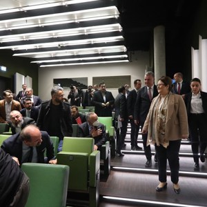 Bakanımız Derya Yanık Berlin'de Türk Toplumu Temsilcileriyle Bir Araya Geldi - fotoğraf 11
