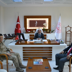  İLÇE JANDARMA KOMUTANI BOYACIOĞLU VE İLÇE EMNİYET MÜDÜRÜ AKSU’DAN HAYIRLI OLSUN ZİYARETİ - fotoğraf 1