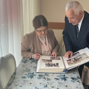 Our Minister Derya YANIK Exchanged Bairam Greetings with Residents of Nursing Homes in Istanbul - fotoğraf 3