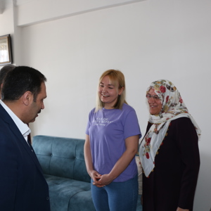 Anneler Günü’nde Aziz Şehidimizin Muhterem Annesini Ziyaret Ettik. https://aile.gov.tr/sanliurfa - fotoğraf 7