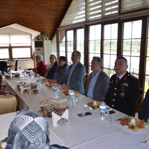 Şehitlerimizin Kıymetli Anneleri ve Eşleri ile Buluştuk - fotoğraf 3