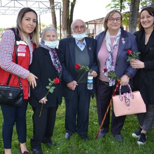 Şehitlerimizin Kıymetli Anneleri ve Eşleri ile Buluştuk - fotoğraf 12