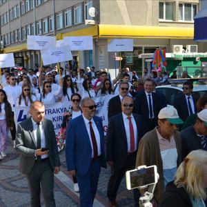 Engelliler Haftası Kapsamında Yayalar ile Kortej Yürüyüşü,  Araçlar ile Konvoy Düzenlendi - fotoğraf 3