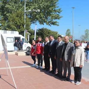 Engelliler Haftası Dolayısıyla Çelenk Sunum Töreni Düzenlendi - fotoğraf 2