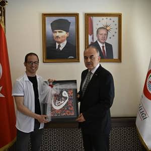 Engelli Gençlerimiz Makam Ziyaretlerinde Bulundu - fotoğraf 4