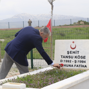 Edebük Şehitleri Dualarla Anıldı. - fotoğraf 11