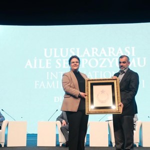 Bakanımız Derya Yanık 1. Uluslararası Aile Sempozyumu'na Katıldı - fotoğraf 3