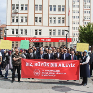Aile Farkındalık Kortej Yürüyüşü Gerçekleştirildi - fotoğraf 5