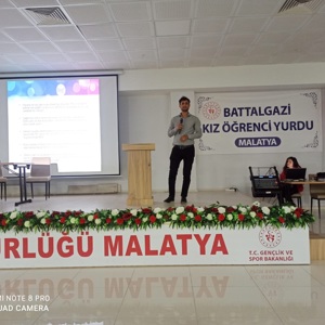 GENÇLİK VE SPOR İL MÜDÜRLÜĞÜ PERSONELLERİNE “EVLİLİK VE AİLE HAYATI EĞİTİM” DÜZENLENDİ - fotoğraf 2