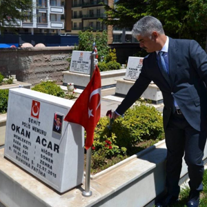 sn. Valimiz Mustafa KOÇ riyasetinde Şehitlik Ziyareti. - fotoğraf 1