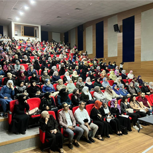 Suriye uyruklu vatandaşlara yönelik IV. Ulusal Eylem Planı tanıtımı ve  “Kadına Yönelik Şiddetin Önlenmesi” konulu seminer verildi. - fotoğraf 2