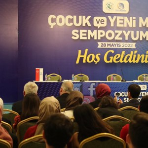 Aile ve Sosyal Hizmetler Bakanımız Derya Yanık, Çocuk ve Yeni Medya Sempozyumu'na Katıldı - fotoğraf 2