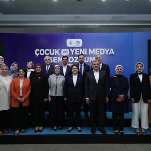 Aile ve Sosyal Hizmetler Bakanımız Derya Yanık, Çocuk ve Yeni Medya Sempozyumu'na Katıldı - fotoğraf 5