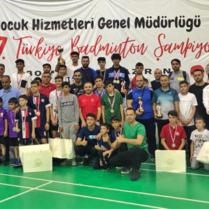 Badminton Championship Medals Found Their Owners - fotoğraf 5