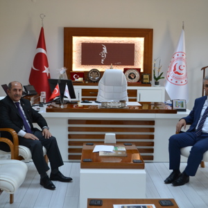BÜYÜKŞEHİR BELEDİYESİ İNSAN KAYNAKLARI VE EĞİTİM DAİRESİ BAŞKANI İSMAİL NACAR, İL MÜDÜRÜMÜZÜ ZİYARET ETTİ - fotoğraf 1