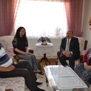 BABALAR GÜNÜNDE ANLAMLI ZİYARET - fotoğraf 4