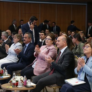 Üç Bakan Çocuklar İçin İmza Attı - fotoğraf 2