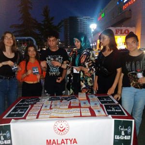KONSERDE  ‘KADINA EL KALKAMAZ’ FARKINDALIK STANDI AÇILDI - fotoğraf 2