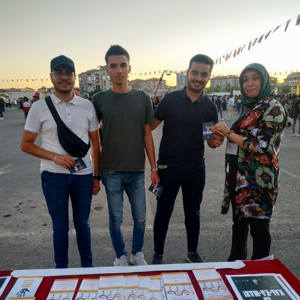 KONSERDE  ‘KADINA EL KALKAMAZ’ FARKINDALIK STANDI AÇILDI - fotoğraf 1