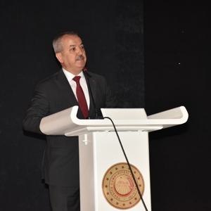 15 Temmuz Demokrasi ve Milli Birlik Günü Etkinlikleri Kapsamında ‘Demokrasi ve Milli İrade’ Paneli Düzenlendi - fotoğraf 4