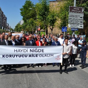 Koruyucu  Aile günü münasebetiyle Kortej yürüyüşümüz gerçekleştirilmiştir - fotoğraf 4