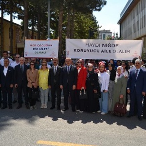 Koruyucu  Aile günü münasebetiyle Kortej yürüyüşümüz gerçekleştirilmiştir - fotoğraf 3