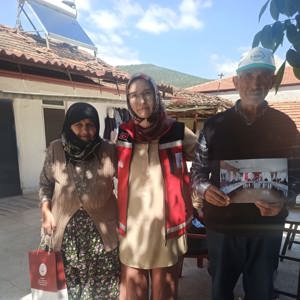 Bayram Arefesinde Şehitlerimizin Ailelerini Ziyaret Ettik - fotoğraf 4