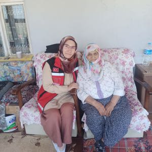 Bayram Arefesinde Şehitlerimizin Ailelerini Ziyaret Ettik - fotoğraf 15
