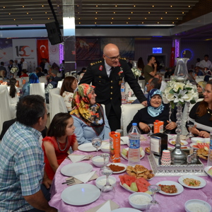 15 Temmuz Demokrasi Şehitlerimiz ve Gazilerimiz Anısına Yemek Düzenlendi - fotoğraf 16